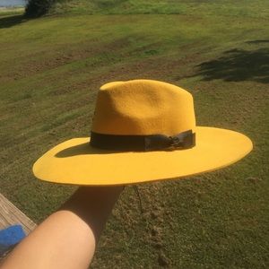 Mustard Charlie One Horse Hat